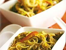 Fot. evegetsnaked, eve's kurczak w sosie z czarnej fasoli