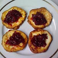 Oscypek z patelni z  żurawiną