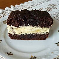 kakaowy przekładaniec z ananasami