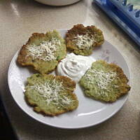 placki ziemniaczane z brokułami