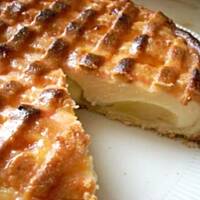 Torcik waniliowy z gruszkami