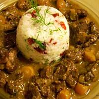 Gulasz z owocami suszonymi