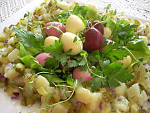 Fot. izeczka, Sałatka z kolorowymi jajeczkami