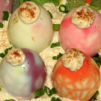 Kolorowe jajka na twardo