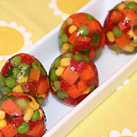 Wielkanocne jajka- warzywa w galarecie