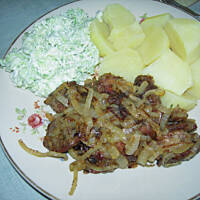 Wątróbka z ziołową cebulką