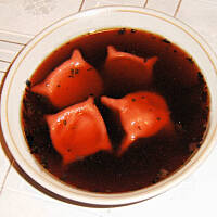 Barszcz czerwony z kołdunami wg M&Ł