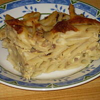 Makaronowa zapiekanka-efekt sprzątania lodówki :)