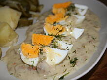 Fot. kasiul_a, Jaja w sosie grzybowo musztardowym z posmakiem boczku kasiuli