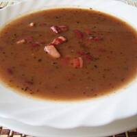 gęsta zupa z czerwonej fasoli
