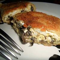 Krokiety z jajkiem pieczarka i serem