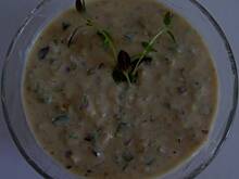 Fot. tineczka, Sos do salatek z jogurtem, jalapeno i piklami z ogorka