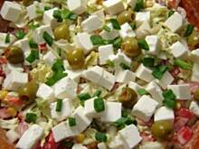 Fot. eNka, Sałatka z fetą i fasolą