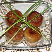 Pieczarki faszerowane mięsem mielonym