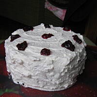 Torcik śmietankowo-porzeczkowa chmurka