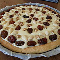 Mazurek z szybką masą kajmakową