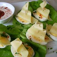 Regaty na liściach sałaty