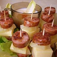 Corky ananas z kiełbasą