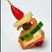 Koreczek piri z łososiem