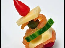 Fot. lazyeye, Koreczek piri z łososiem