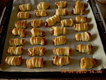 Fot. Satina, Kiełbaski w cieście francuskim