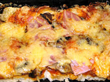 Fot. lexi27, Pizza domowa z szynką