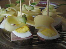 Fot. ilonar2301, Koreczki z ogórkiem i jajkiem