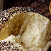 Zwykłe śniadaniowe bułki