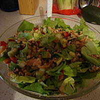 Sałatka z łososiem i awokado