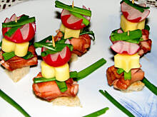 Fot. lexi27, Koreczki z paróweczki