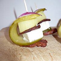 Przaśne żagielki ogórkowe