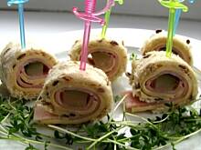 Fot. PaniMISIOWA, Koreczki "ROLADKI"