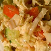 Sałatka z paluszkami surimi (lekka)