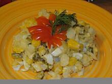 Fot. Haijle, Sałatka ziemniaczana z wędzonym kurczakiem