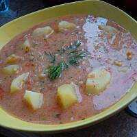 Krupnik z pomidorami zabielany