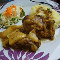 Wątróbka z jabłkami