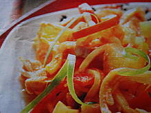 Fot. roxy, Kurczak w sosie z warzywami