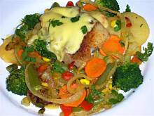 Fot. niebieska różyczka, Mintaj smażony na warzywnej pierzynce