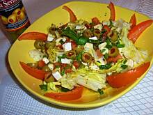 Fot. niebieska różyczka, Sałatka z serami pleśniowymi szybka i smaczna