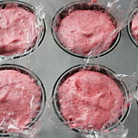 Pianka Truskawkowa, pyszna i efektowna!