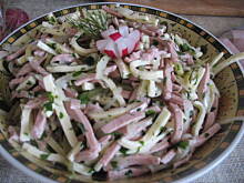 Fot. kropekaleona, sałatka kryzysowa