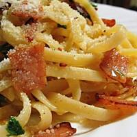 Makaron w tradycyjnym włoskim sosie z czosnkiem od Mężatki