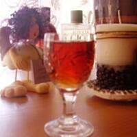 Nalewka z dzikiej róży.