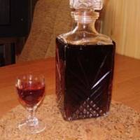 Nalewka ze śliwek węgierek.