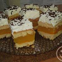 Ciastka tortowe brzoskwiniowe.