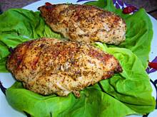 Fot. niebieska-różyczka, Pierś drobiowa z grilla ziołowo - czosnkowa