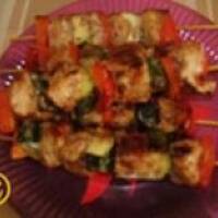 Szaszłyki z piersi kurczaka na grill