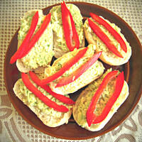 Pasta z awokado kanapkowa