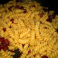 Makaron w tradycyjnym włoskim sosie z czosnkiem od Mężatki