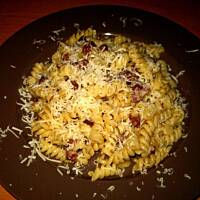 Makaron w tradycyjnym włoskim sosie z czosnkiem od Mężatki